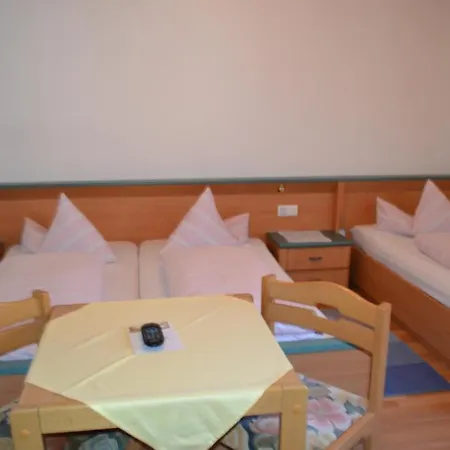 Innviertler Berggasthof Guest house Radstadt