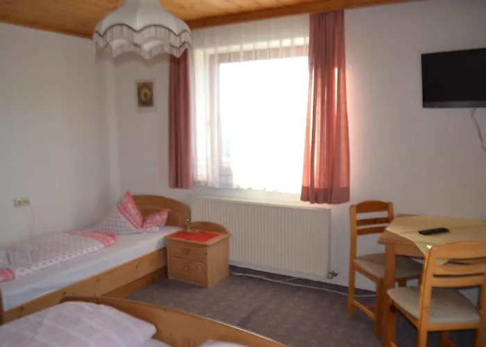 Innviertler Berggasthof 3* رادستادت