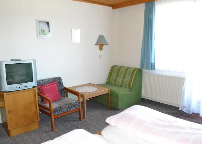 Πανσιόν Innviertler Berggasthof 3*