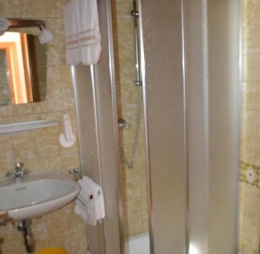 Πανσιόν Innviertler Berggasthof 3*