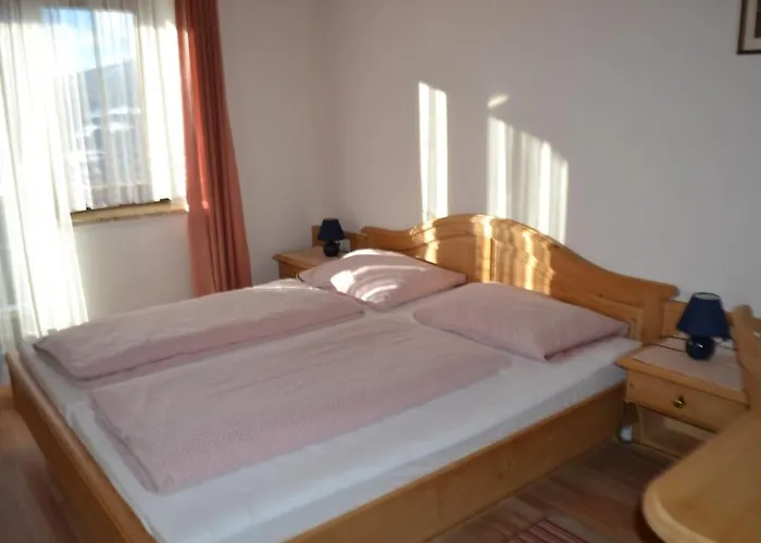 Innviertler Berggasthof بيت ضيافة رادستادت